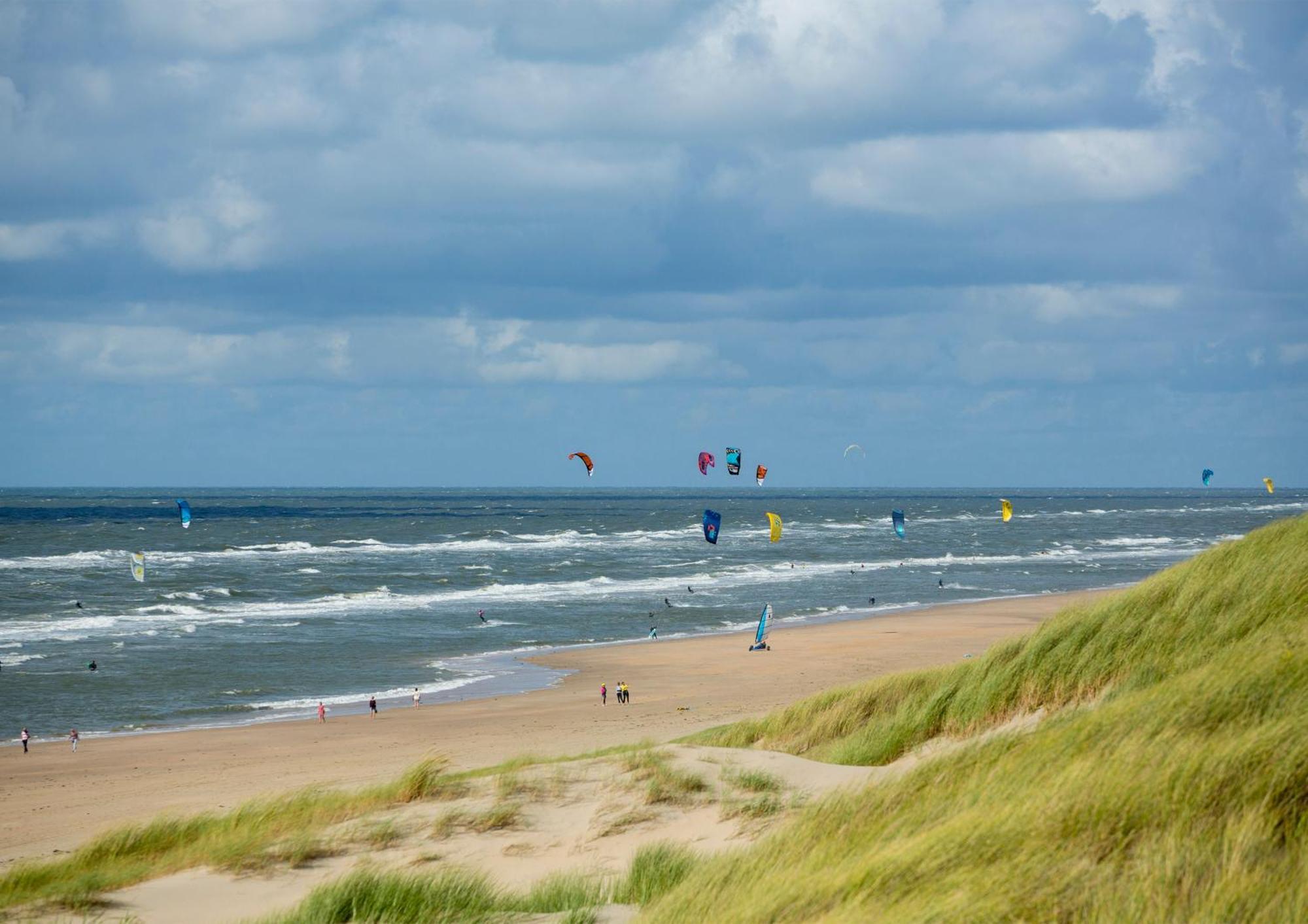 Dw Castricum Hotel Екстериор снимка